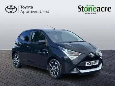 Used Toyota Aygo X-plore 71 HP (52 kW) 2018 Black Hatchback