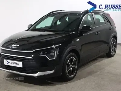 Gebraucht Kia Niro 139 PS (102 kW) 2023 Schwarz SUV