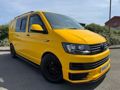 Used VW Transporter Startline 150 HP (110 kW) 2016 Yellow Van