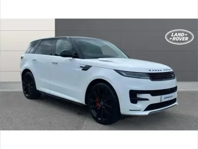Usado Land Rover Range Rover Sport SE Dynamic 300 HP (220 kW) 2023 Branco SUV