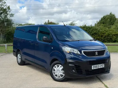 Used Peugeot Expert 120 HP (88 kW) 2019 Blue Van