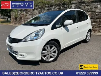 Used Honda Jazz EX 99 HP (72 kW) 2013 White Hatchback