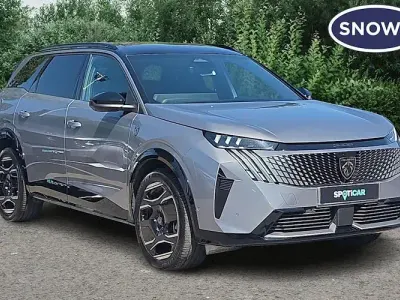 Used Peugeot e-5008