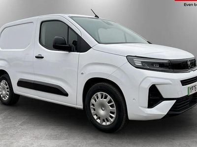 Used Vauxhall Combo 100 kW (136 HP) 2026 MPV