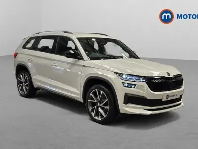 Used Skoda Kodiaq SportLine 190 HP (139 kW) 2023 White SUV