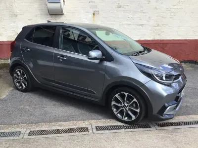 Second-hand Kia Picanto X-Line 67 CP (49 kW) 2021 Gri Hatchback