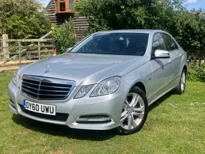 Używany Mercedes E350 265 KM (194 kW) 2010 Srebrny Sedan/Limuzyna