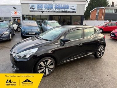 Used Renault Clio IV Dynamique 2016 Black Hatchback