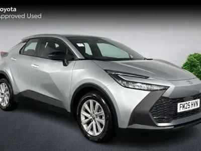Used Toyota C-HR 140 HP (102 kW) 2025 Silver SUV