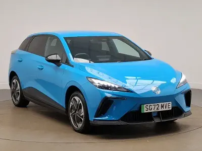 Used MG MG4 EV SE 125 kW (170 HP) 2023 Blue Hatchback