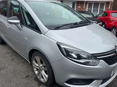 Second-hand Vauxhall Zafira Tourer