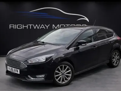 Usado Ford Focus Titanium 125 HP (91 kW) 2018 Preto Citadino