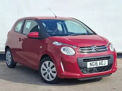 Used Citroën C1 Feel 68 HP (50 kW) 2016 Red Hatchback