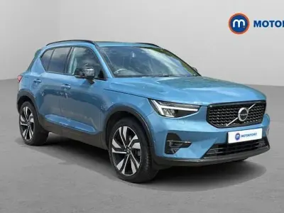 Usado Volvo XC40 Ultimate 197 HP (144 kW) 2022 Azul SUV