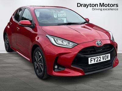 Used Toyota Yaris Hybrid Design 116 HP (85 kW) 2022 Red Hatchback
