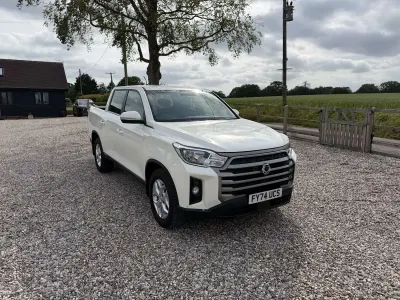 Used KGM Musso 202 HP (148 kW) 2024 White Pickup