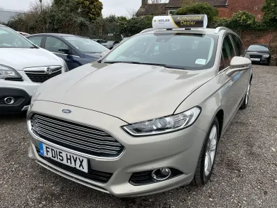 Usado Ford Mondeo Titanium 160 HP (117 kW) 2015 Prateado Carrinha