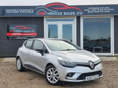 Used Renault Clio V Play 90 HP (66 kW) 2023 Grey