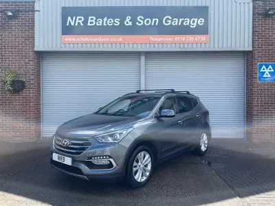 Used Hyundai Santa Fe Premium 200 HP (147 kW) 2016 Titanium silver metallic SUV