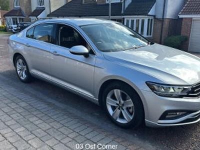 Begagnad VW Passat SE 150 HK (110 kW) 2020 Silver Sedan