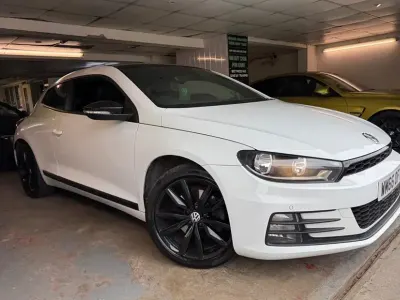 Usado VW Scirocco Black Edition 180 HP (132 kW) 2016 Branco Coupé