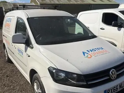 Used VW Caddy Maxi Highline 102 HP (75 kW) 2016 White MPV