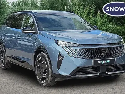 Used Peugeot e-5008 GTi 156 kW (213 HP) 2024 Blue SUV