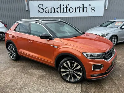 Used VW T-Roc R-line 150 HP (110 kW) 2019 Orange SUV