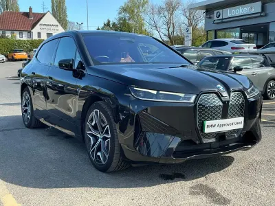 Usado BMW iX M Sport 384 kW (523 CV) 2021 Negro SUV