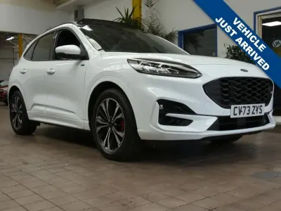 Second-hand Ford Kuga ST-Line X 190 CP (139 kW) 2023 Alb SUV