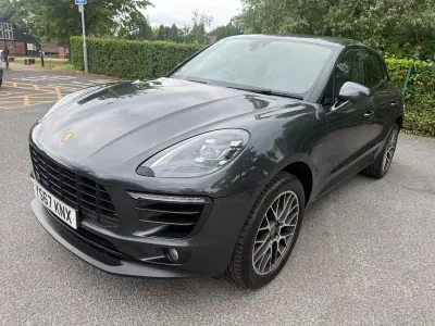 Used Porsche Macan 252 HP (185 kW) 2017 Grey SUV