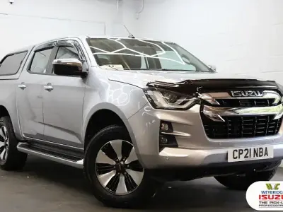 Used Isuzu D-Max 165 HP (121 kW) 2021 Silver Pickup