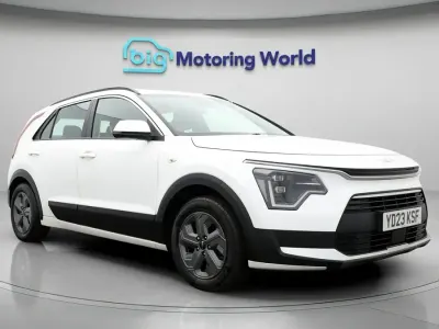 Used Kia Niro 141 HP (103 kW) 2023 White SUV