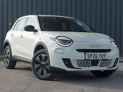 New Fiat 600 100 HP (73 kW) 2026 White SUV