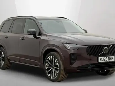 Used Volvo XC90 Plus 455 HP (334 kW) 2025 Red SUV