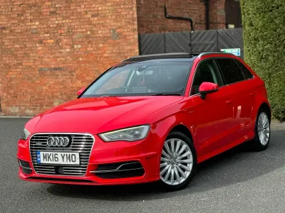 Used Audi A3 e-tron Comfort 204 HP (150 kW) 2016 Red Hatchback