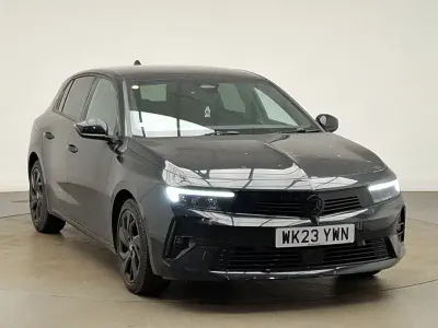 Używany Vauxhall Astra 130 KM (95 kW) 2023 Czarny Kombi