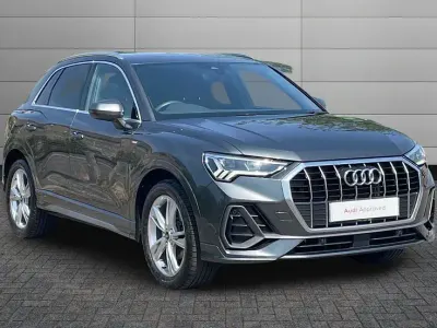 Used Audi Q3 S-Line 148 HP (108 kW) 2024 Daytona grey SUV