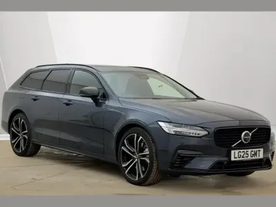 Used Volvo V90 Ultra 449 HP (330 kW) 2025 Blue Estate