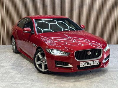 Used Jaguar XE R-Sport 180 HP (132 kW) 2015 Red Sedan