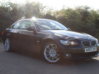 used BMW 330 3 Series i SE 2dr Auto