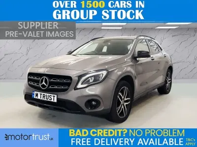 Usado Mercedes GLA180 Urban 2018 Cinzento SUV