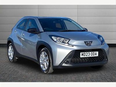 Used Toyota Aygo X PURE 72 HP (52 kW) 2023 Silver SUV