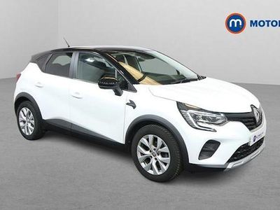 White Used 2022 Renault Captur Iconic SUV | £12,999 (Fair price)