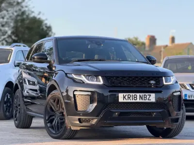 Used Land Rover Range Rover evoque HSE Dynamic 2018 Black Estate