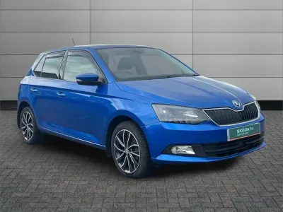 Used Skoda Fabia SE L 108 HP (79 kW) 2018 Race blue metallic Hatchback