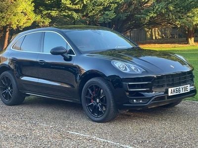 Used Porsche Macan Turbo 400 HP (294 kW) 2017 SUV