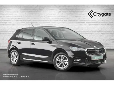 Used Skoda Fabia SE L 85 HP (62 kW) 2025 Black magic pearl effect Hatchback