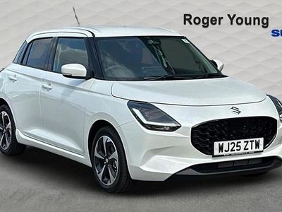 New Suzuki Swift 82 HP (60 kW) 2025 White Hatchback