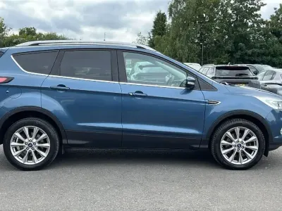 Used Ford Kuga Titanium 148 HP (108 kW) 2019 Blue SUV